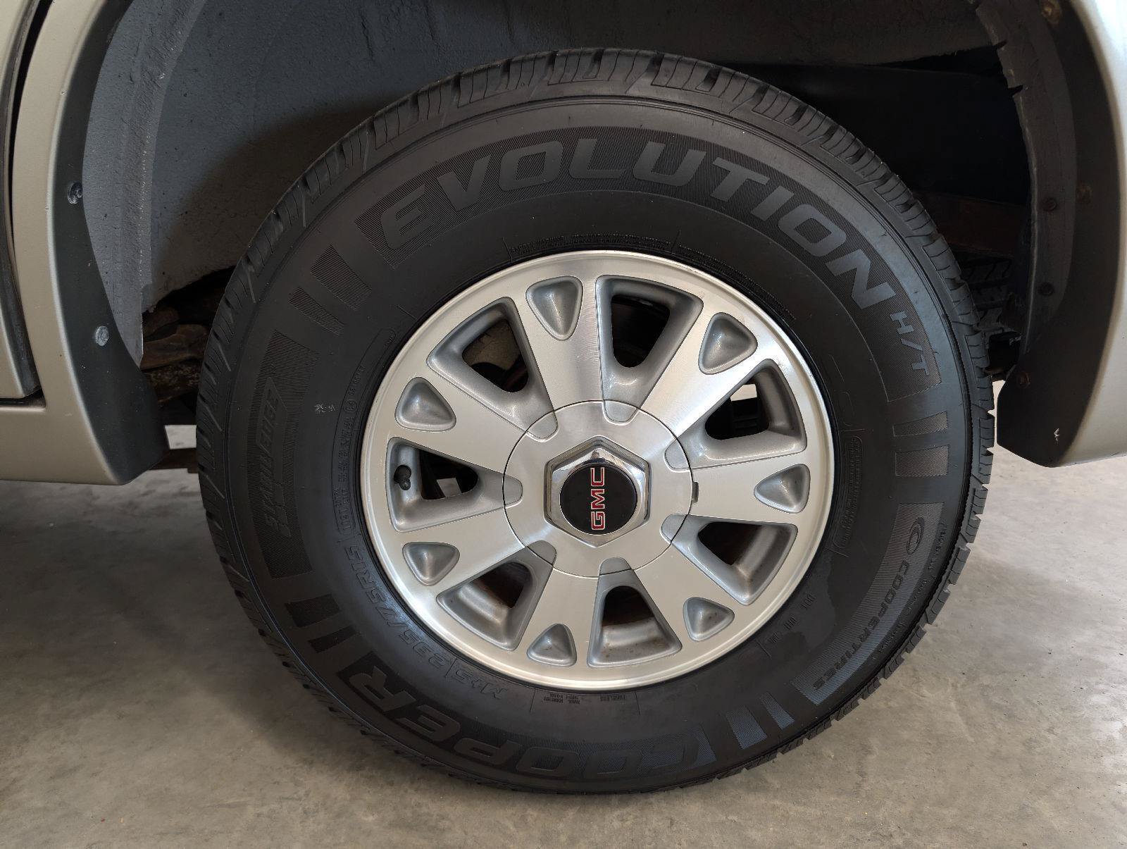Used 2000 GMC Jimmy SLT AWD/4WD image 49