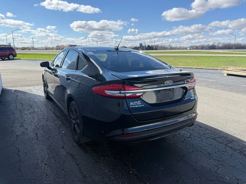 Used 2018 Ford Fusion SE w/ Equipment Group 201A image 6