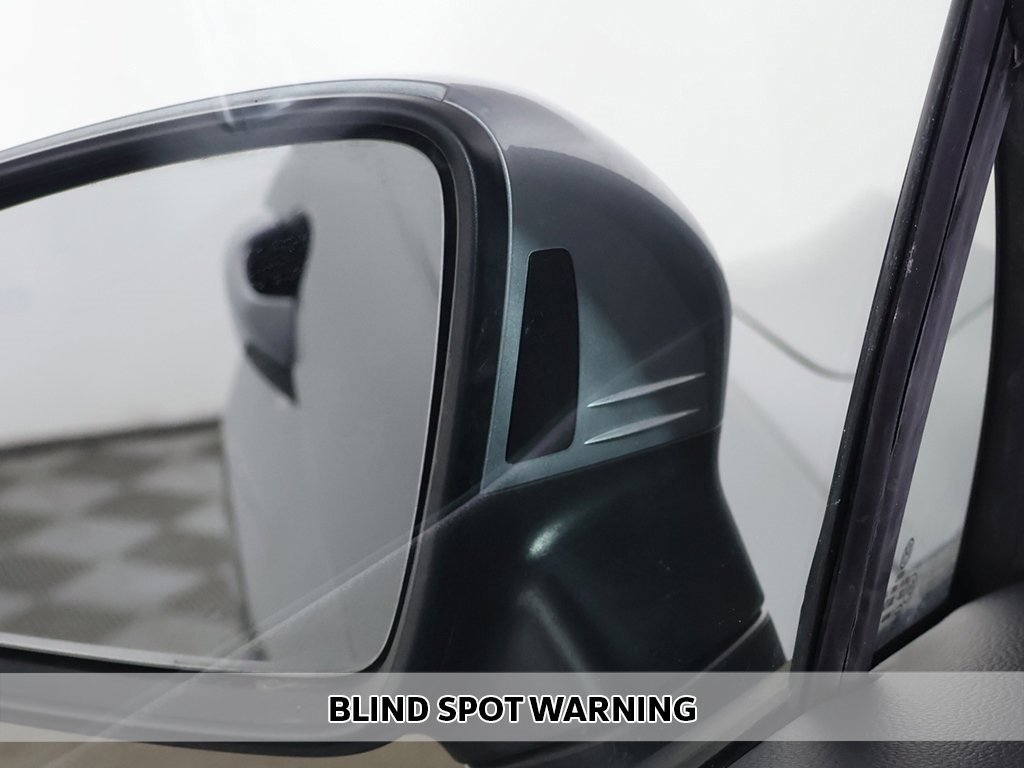 Used 2024 Volkswagen Tiguan SE image 4