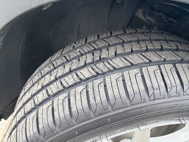 Used 2022 Volkswagen Tiguan SE image 29