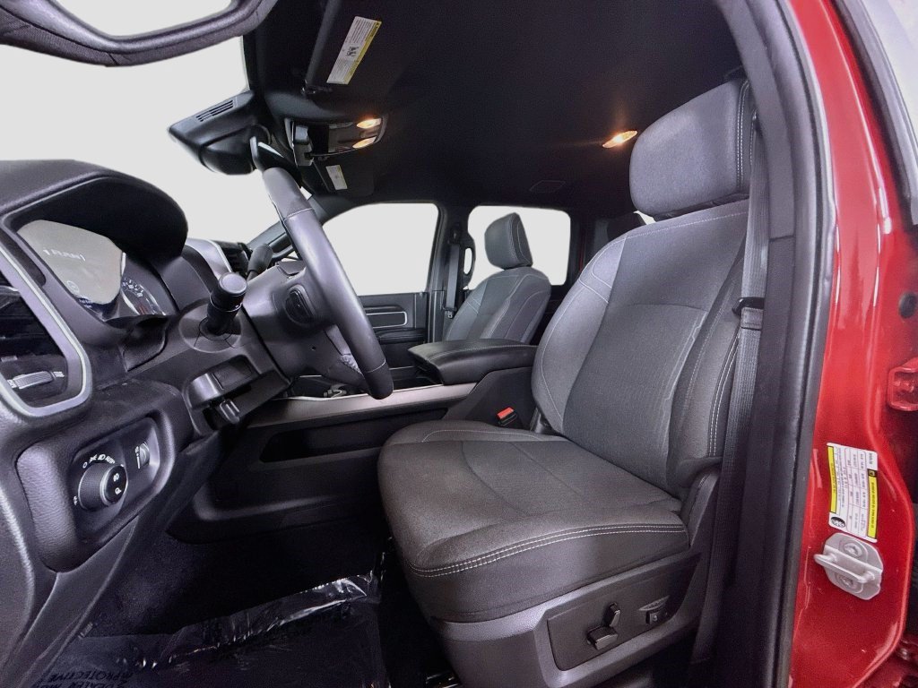 Used 2024 RAM 3500 Big Horn w/ Night Edition AWD/4WD image 21