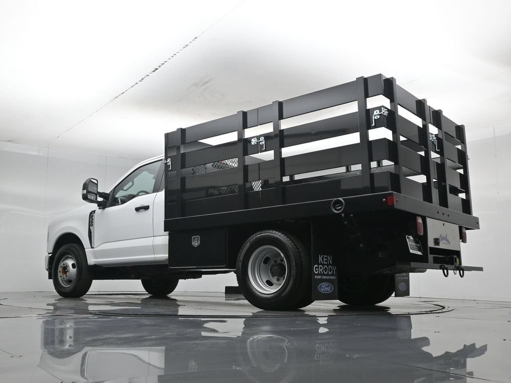 New 2026 Ford F350 XL w/ XL Chrome Package RWD image 44