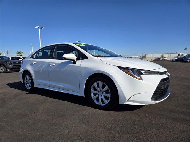 Certified 2024 Toyota Corolla LE image 2