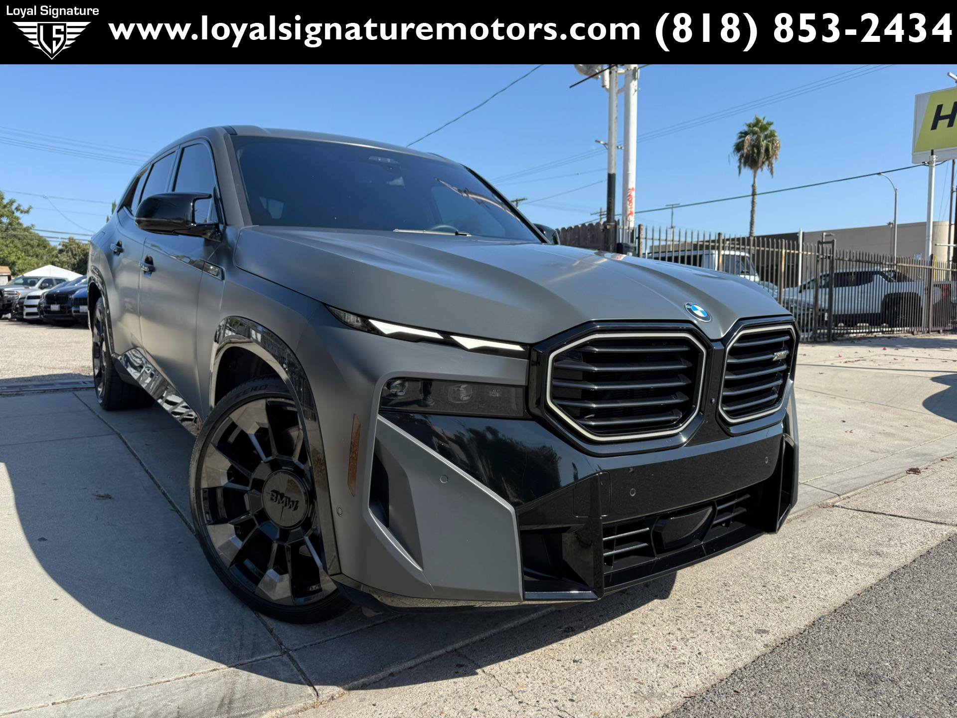 Used 2023 BMW XM AWD/4WD image 1