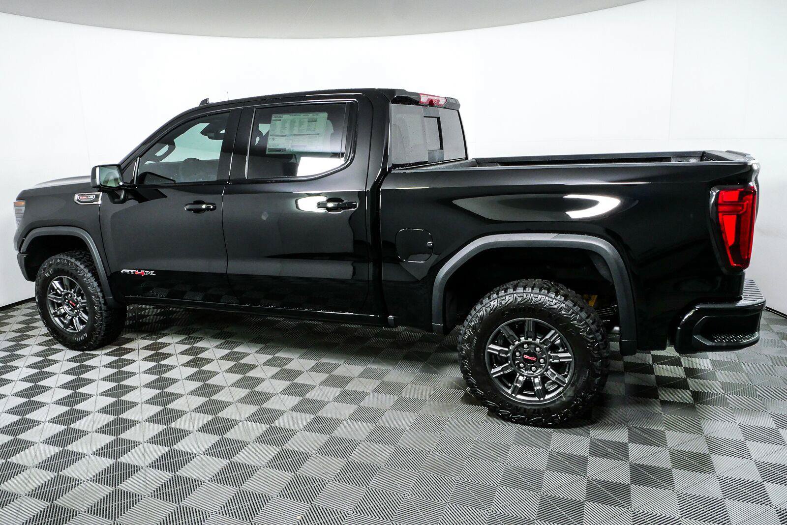 New 2026 GMC Sierra 1500 AT4X AWD/4WD image 31