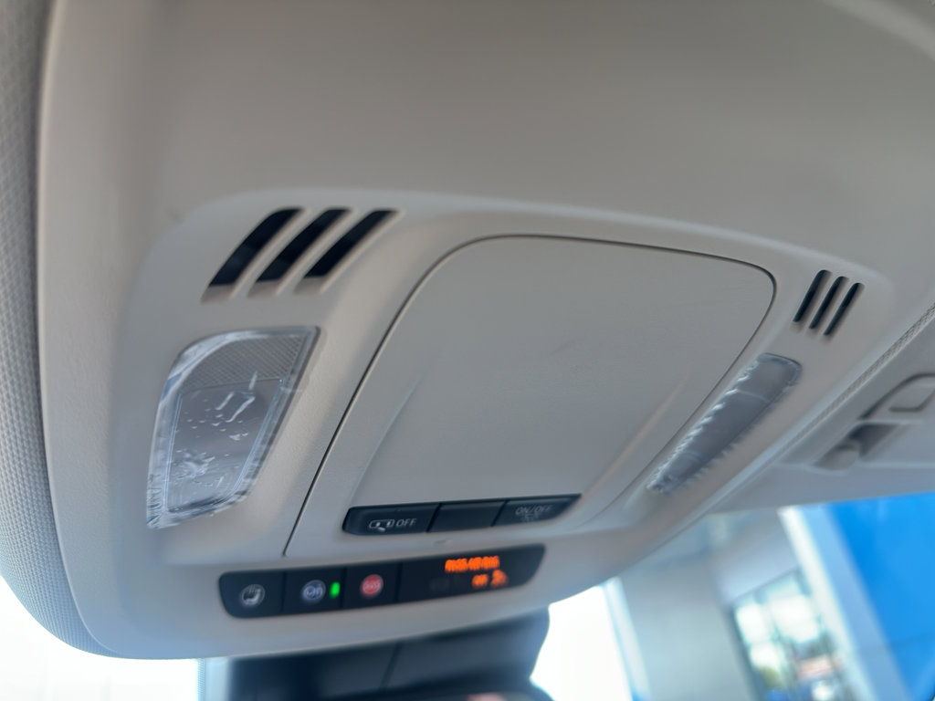 Used 2023 Buick Envision Essence FWD image 25