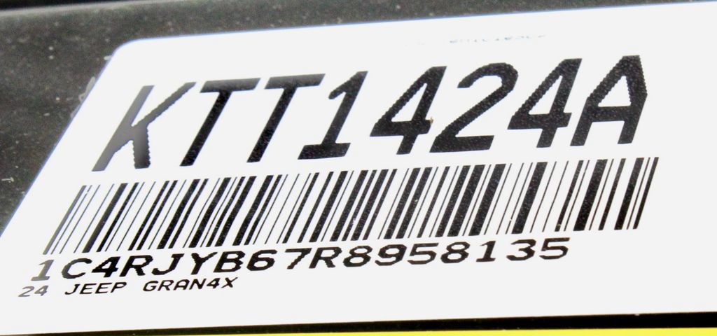 Used 2024 Jeep Grand Cherokee Limited 4xe AWD/4WD image 32
