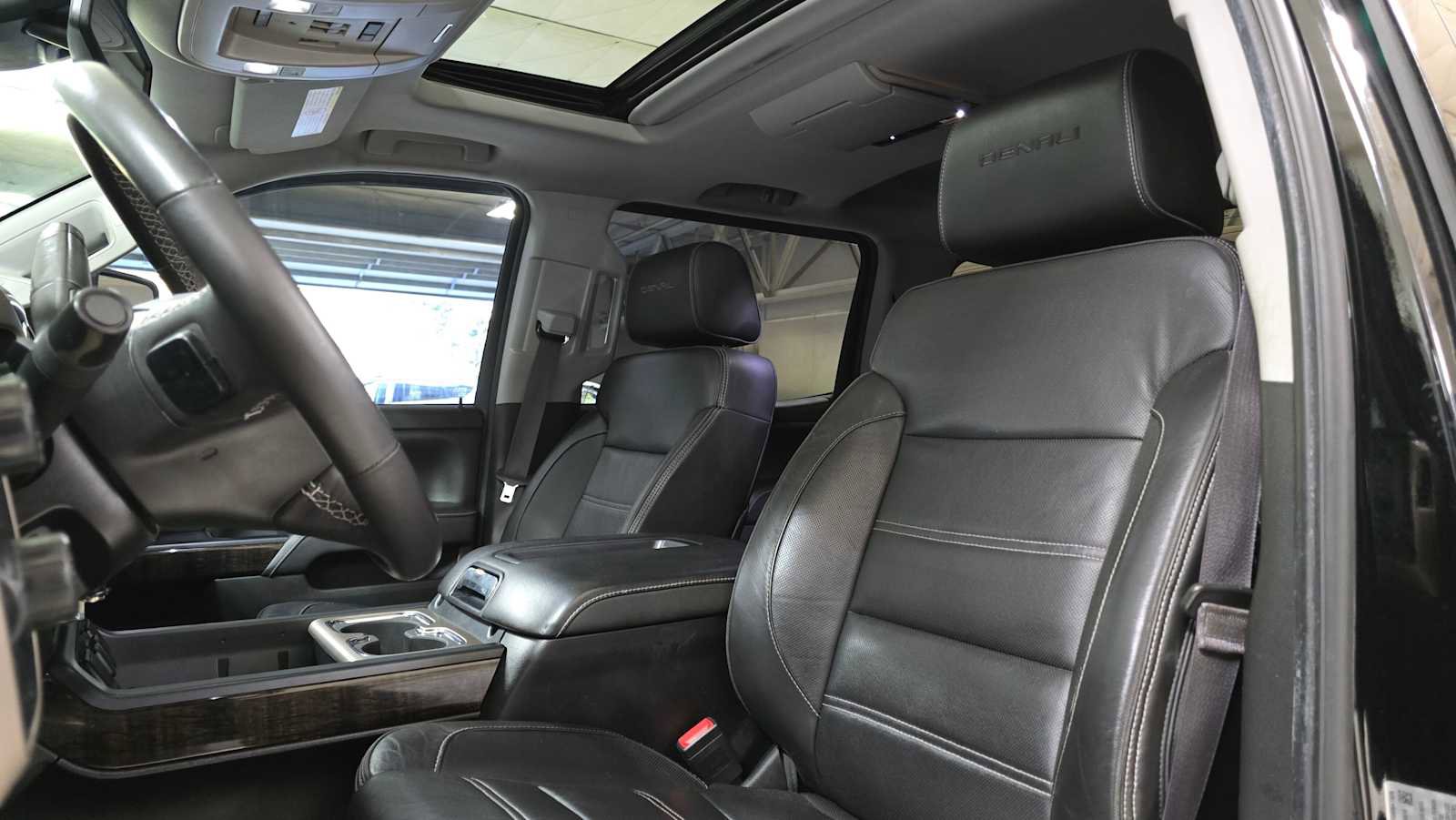 Used 2015 GMC Sierra 3500 Denali w/ Duramax Plus Package image 22