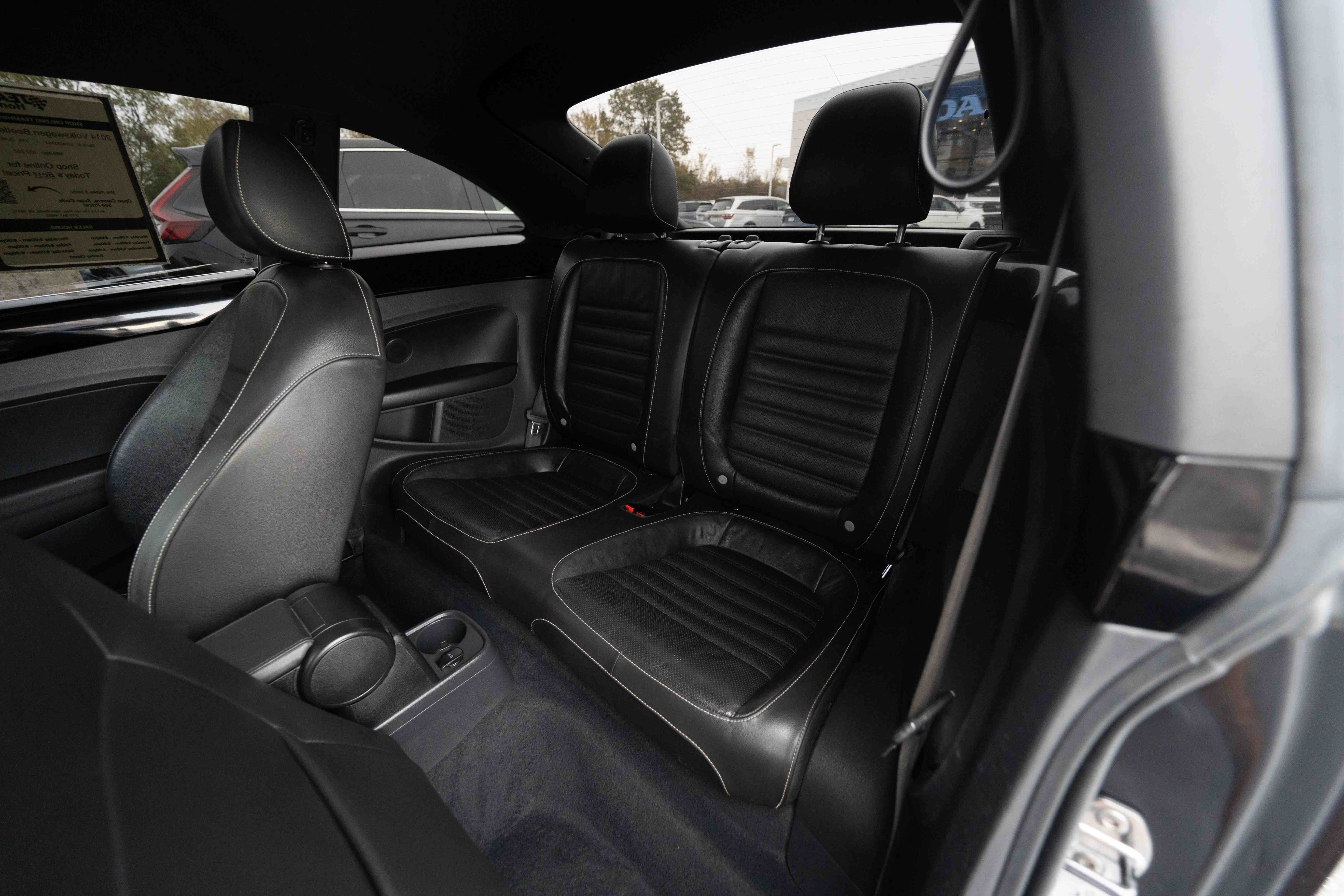 Used 2014 Volkswagen Beetle TDI FWD image 23