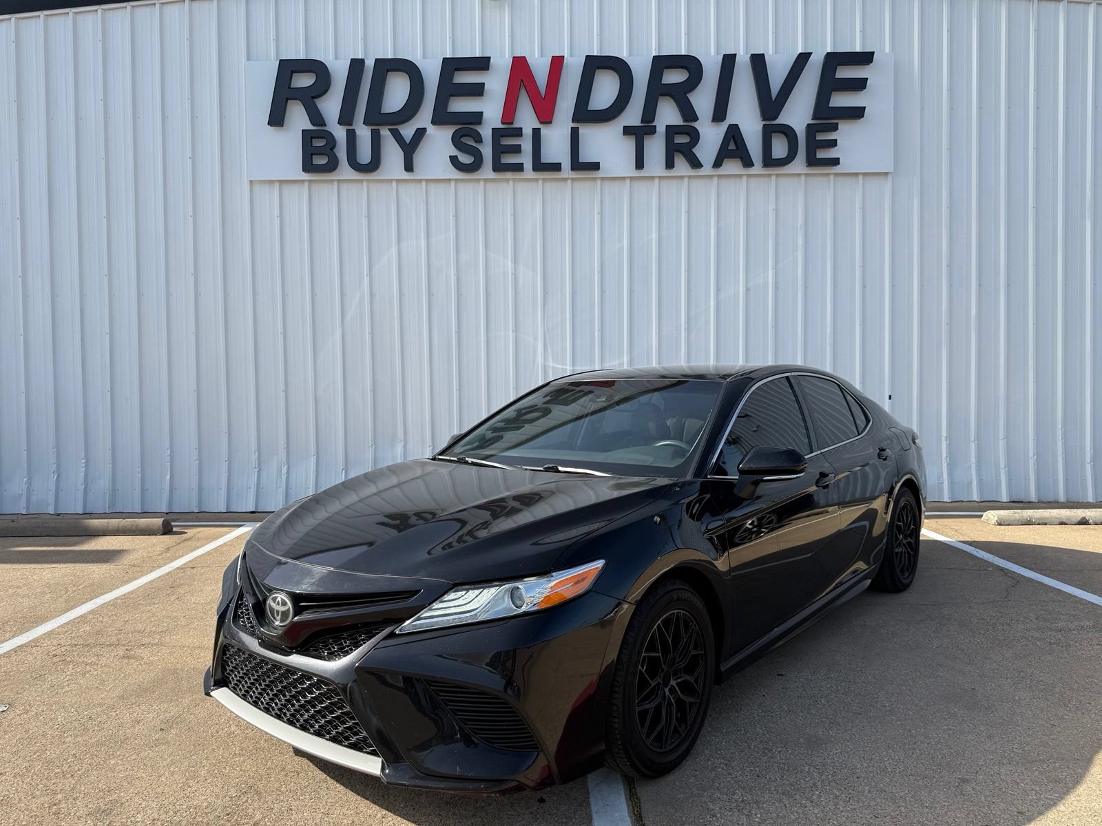 Used 2020 Toyota Camry XSE w/ Carpet Mat Package