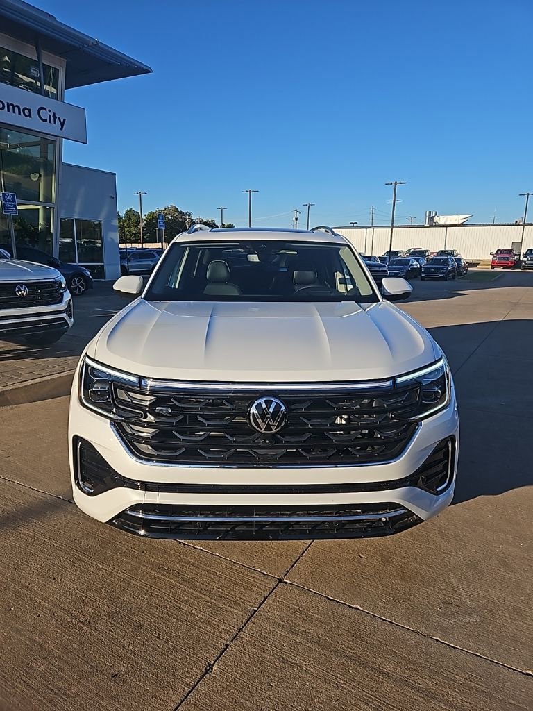 New 2026 Volkswagen Atlas SEL Premium R-Line image 2