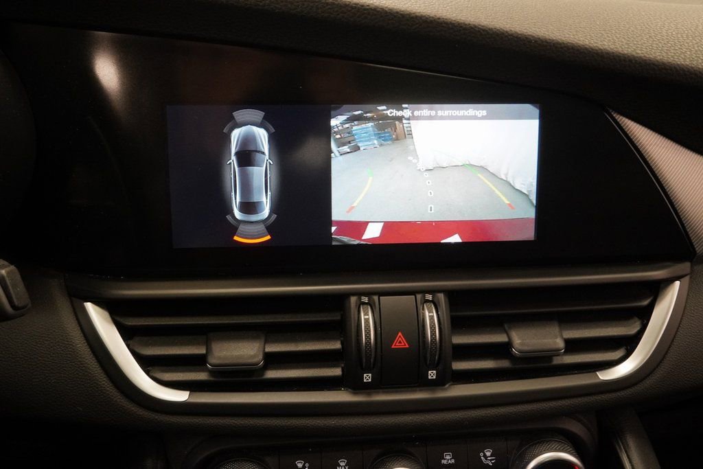 Used 2024 Alfa Romeo Giulia Veloce image 30