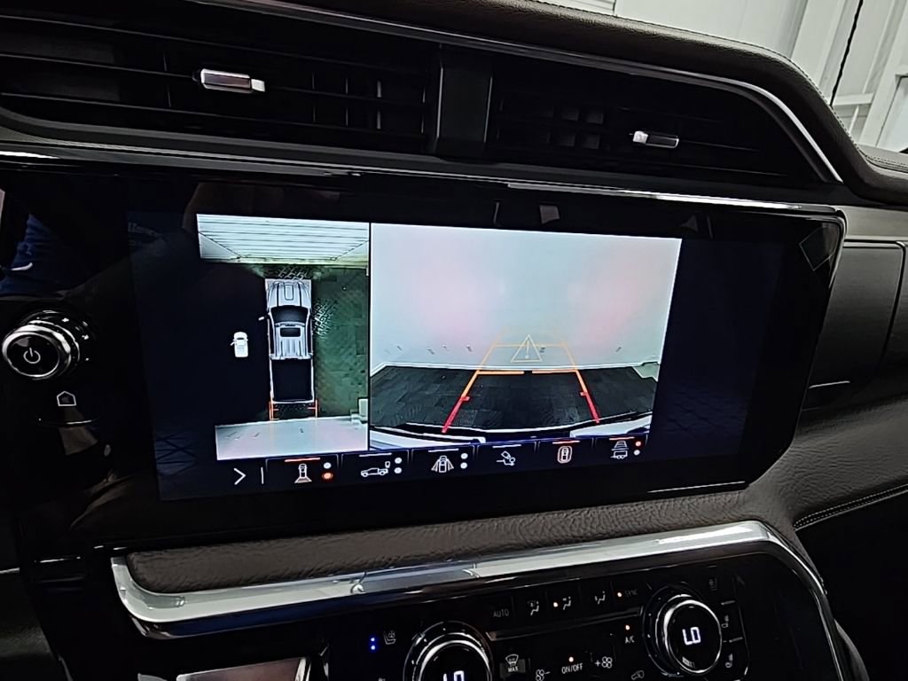 New 2026 GMC Sierra 2500 Denali w/ Denali Reserve Package image 17