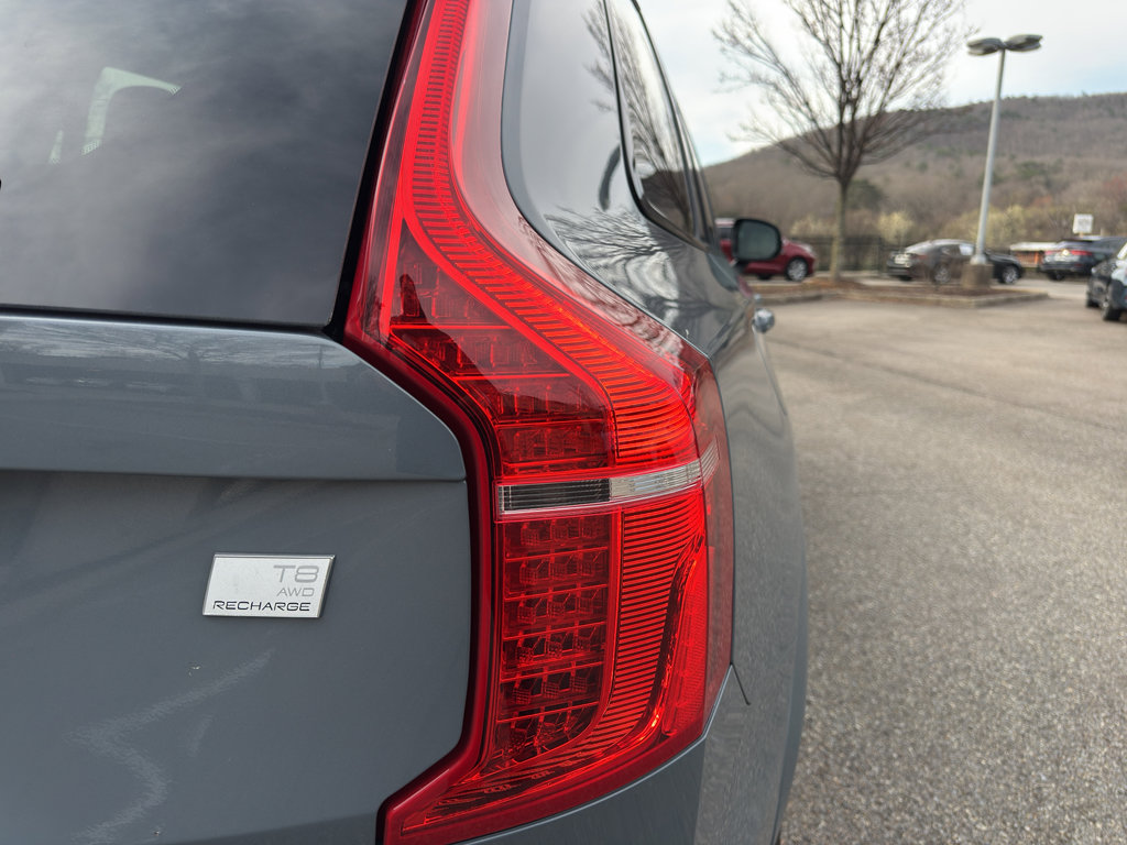 Used 2023 Volvo XC90 T8 Plus image 9