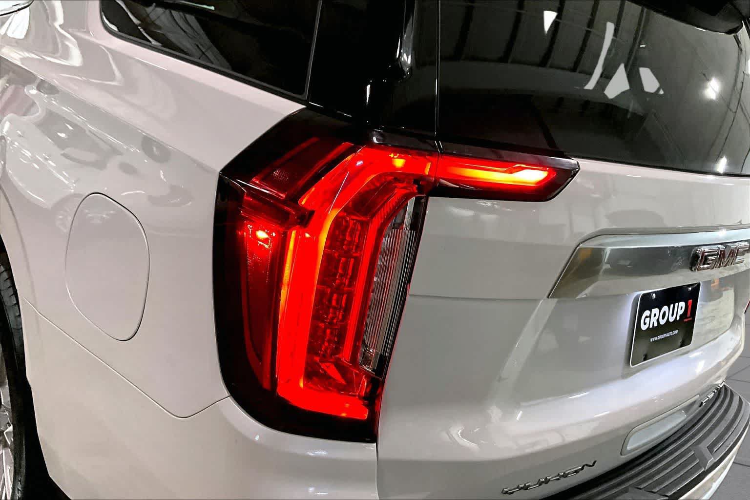 Used 2024 GMC Yukon Denali AWD/4WD image 28