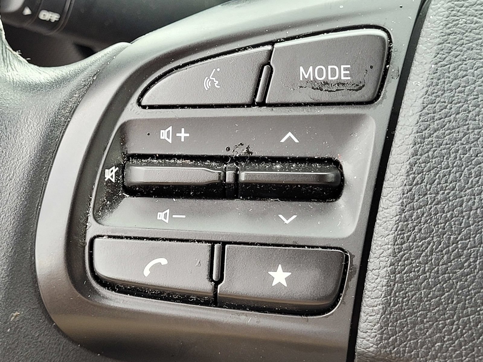 Certified 2026 Hyundai Venue SEL FWD image 31