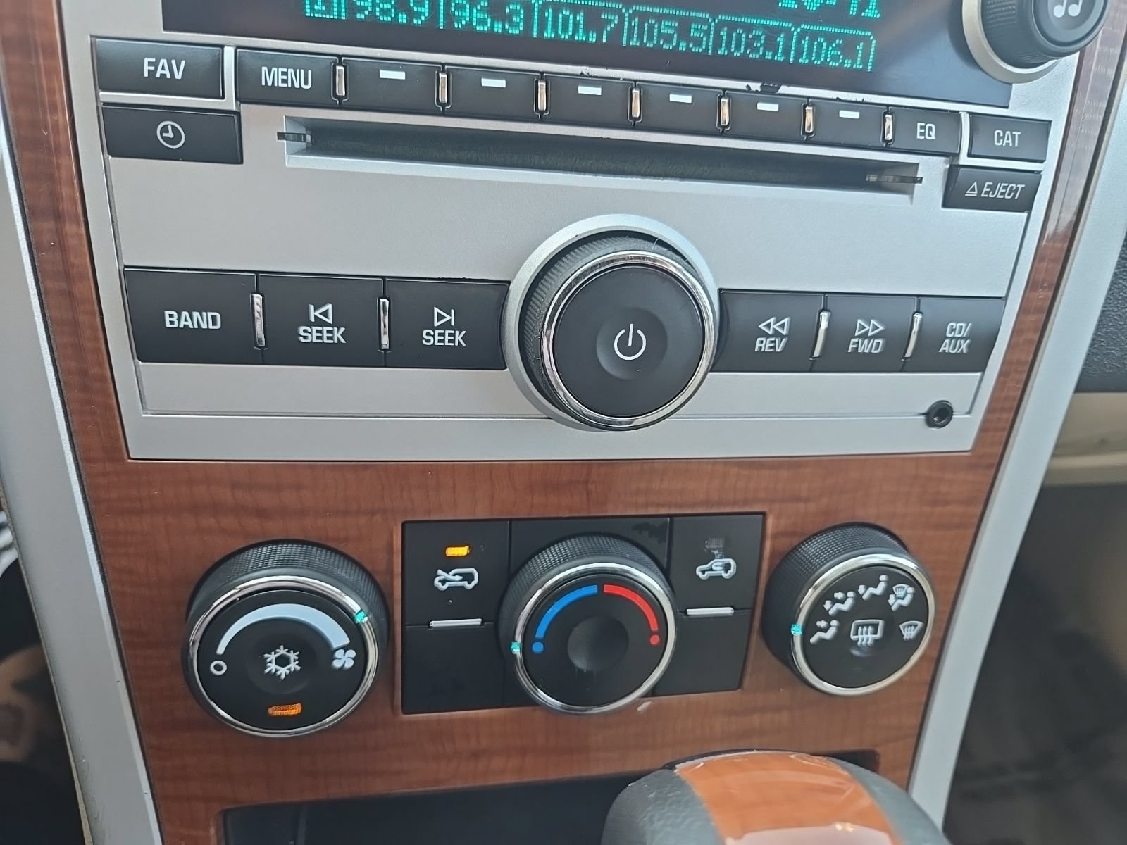 Used 2009 Chevrolet Equinox LT w/ LT Preferred Equipment Group FWD image 18