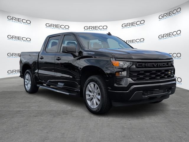 Used 2022 Chevrolet Silverado 1500 Custom image 1