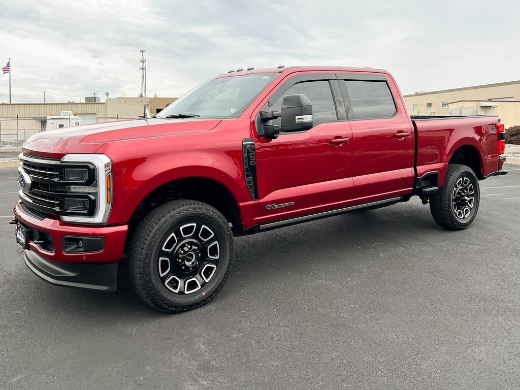 Used 2025 Ford F250 Platinum image 14