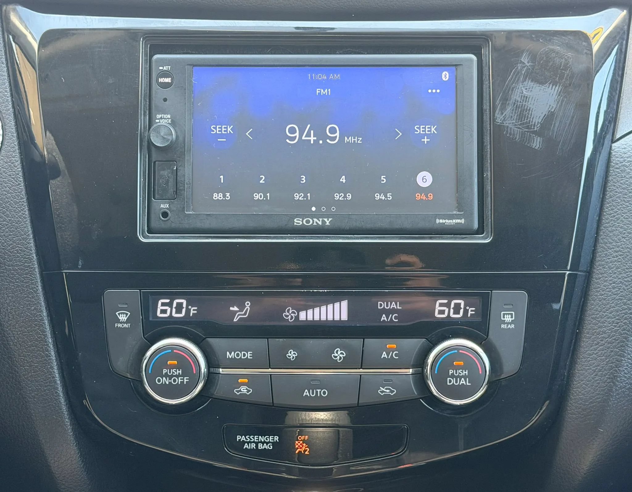 Used 2014 Nissan Rogue SV FWD image 14