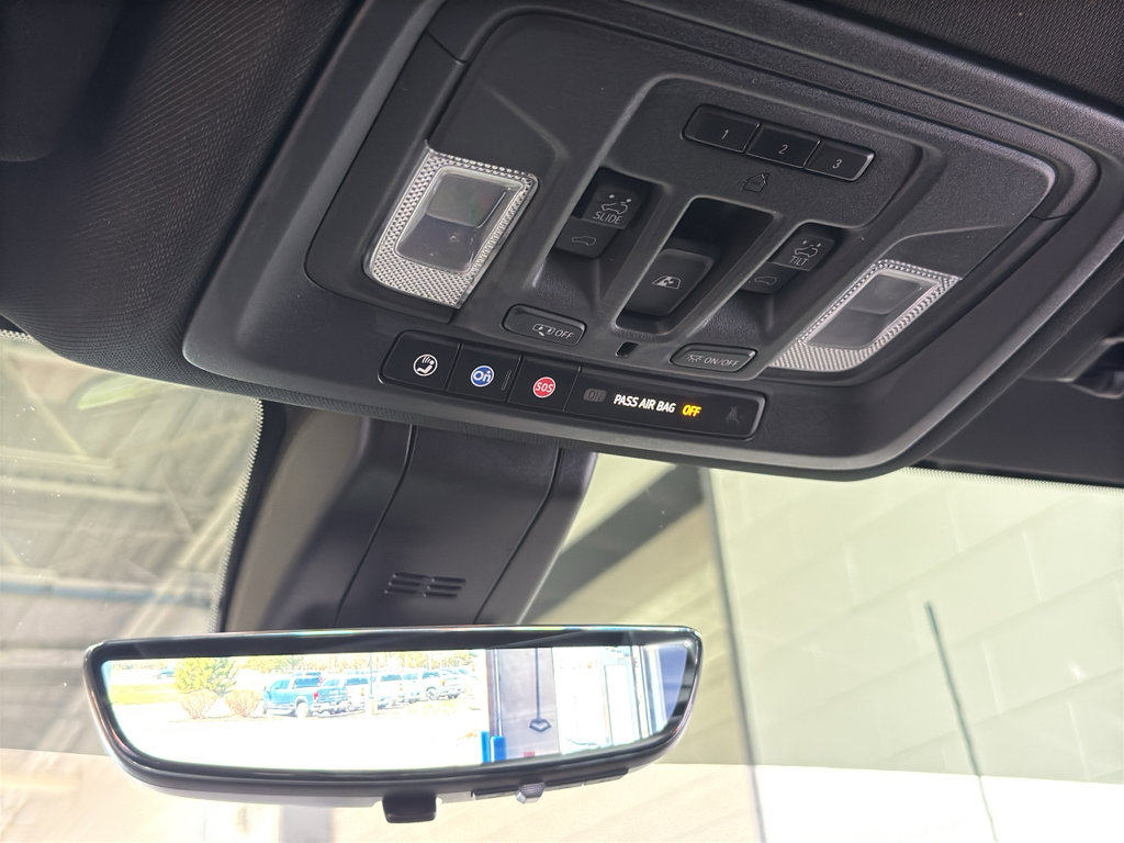 Used 2020 GMC Sierra 2500 AT4 w/ AT4 Premium Package image 40