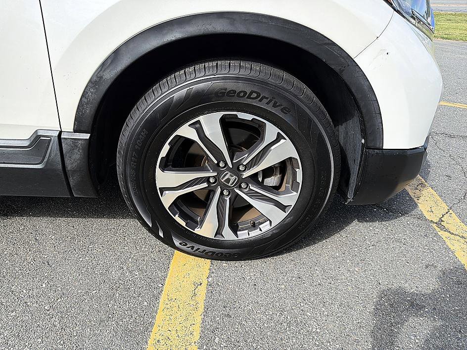 Used 2018 Honda CR-V LX image 11