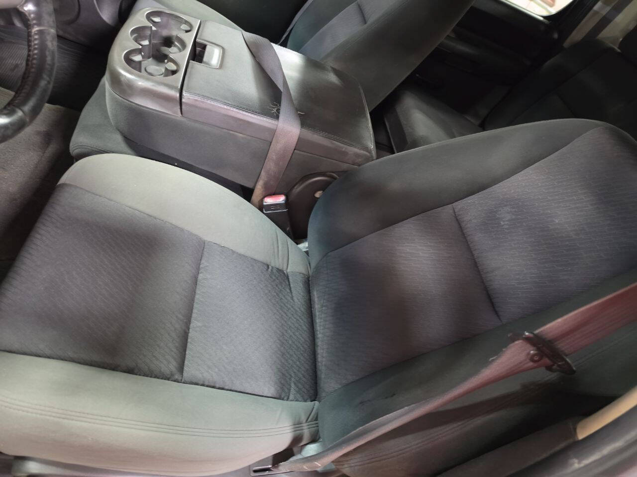 Used 2010 Chevrolet Silverado 2500 LT AWD/4WD image 22