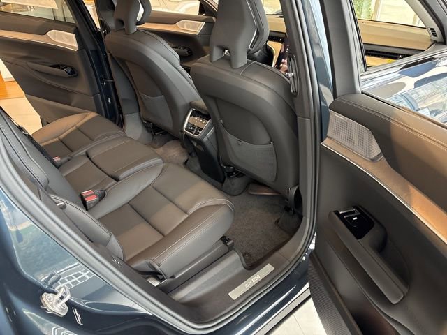 New 2025 Volvo EX90 Ultra image 13