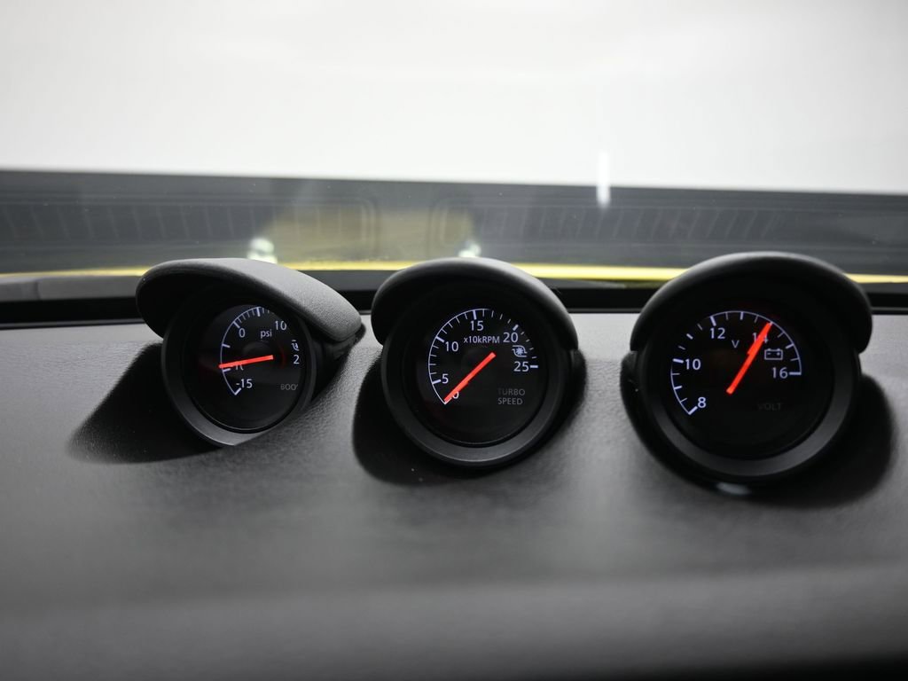 Used 2023 Nissan Z w/ Floor Mat Package (L93) RWD image 17