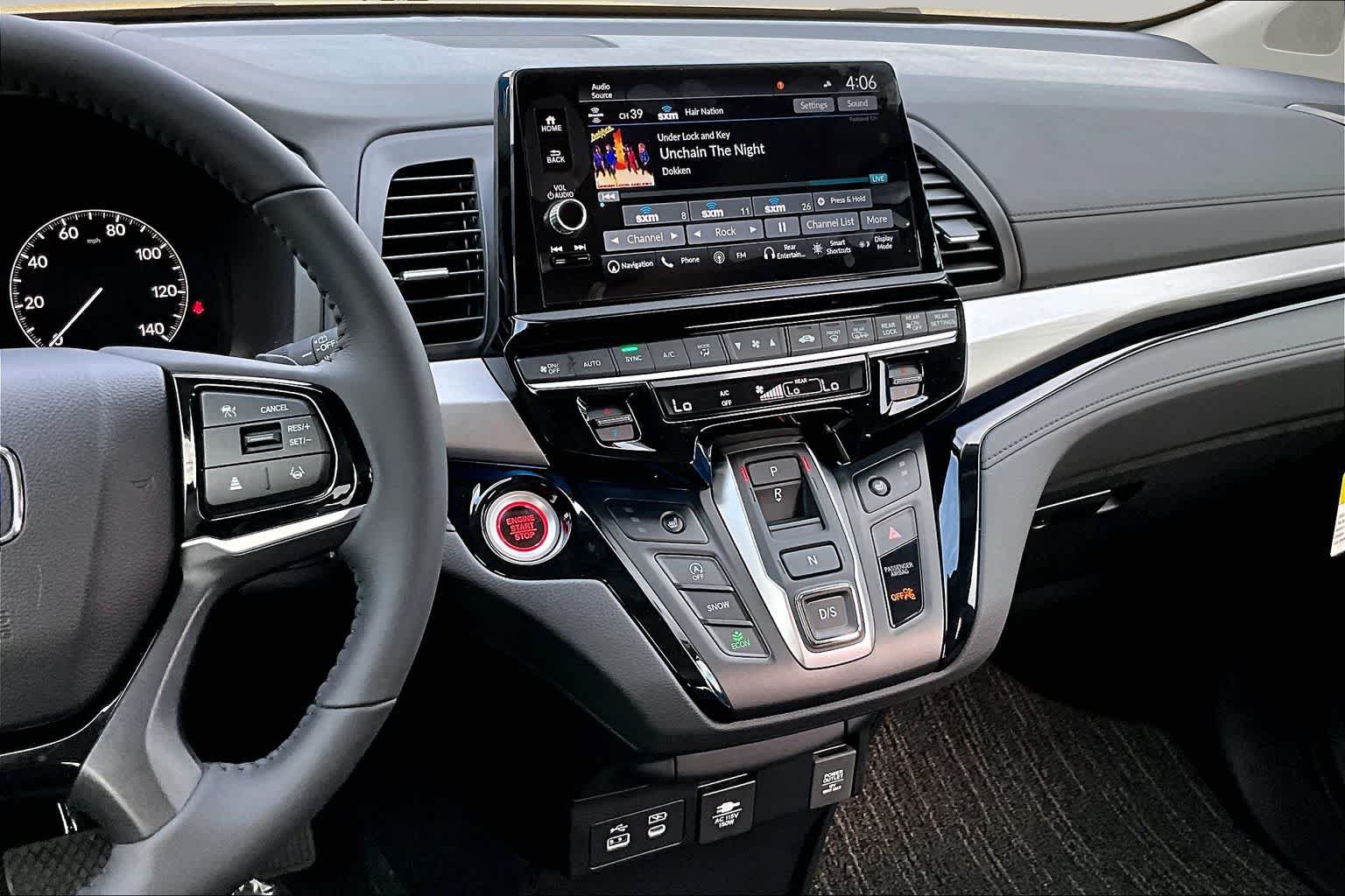 New 2026 Honda Odyssey Touring image 6