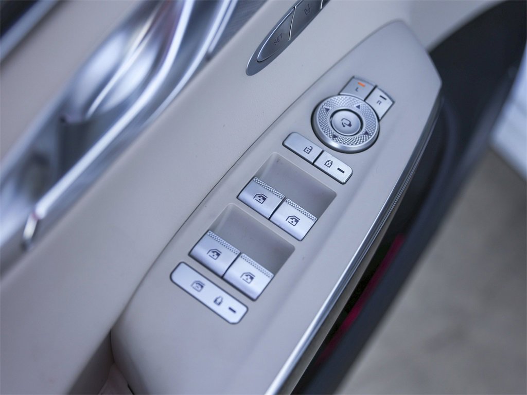 Used 2025 Genesis GV70 3.5T Sport w/ Sport Prestige Package image 31