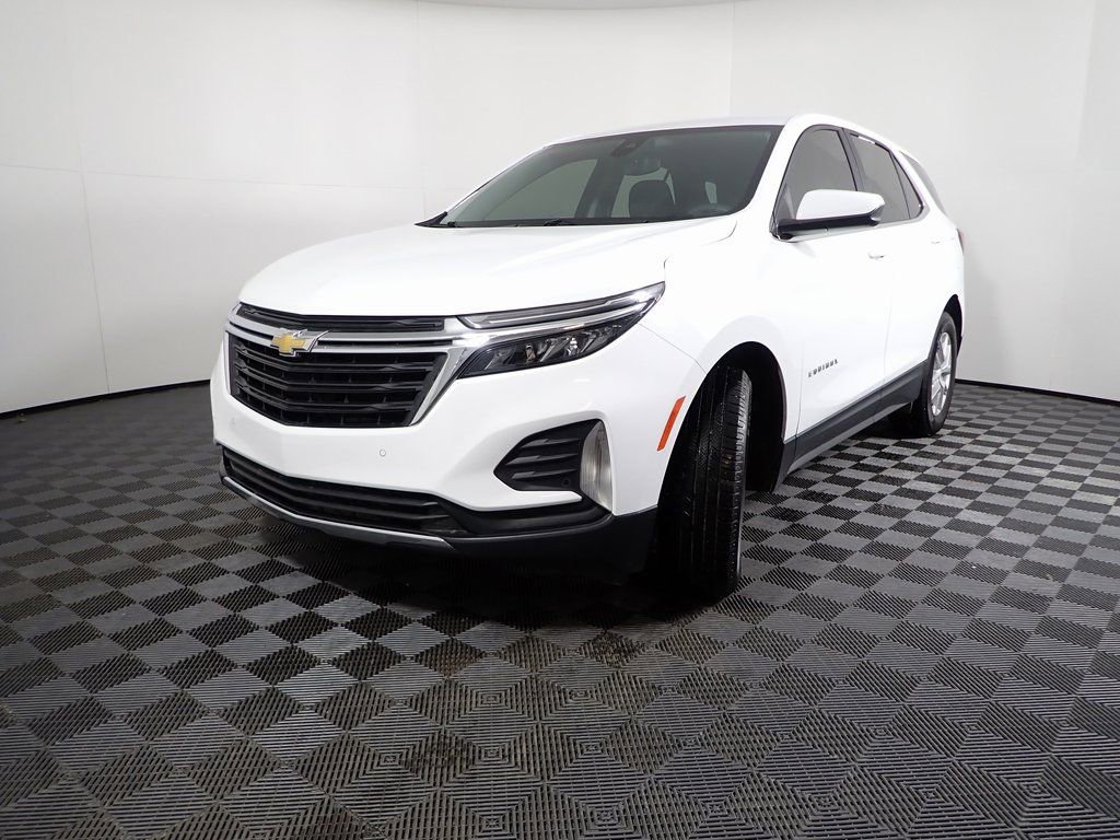 Used 2023 Chevrolet Equinox LT w/ LPO, Floor Liner Package image 7