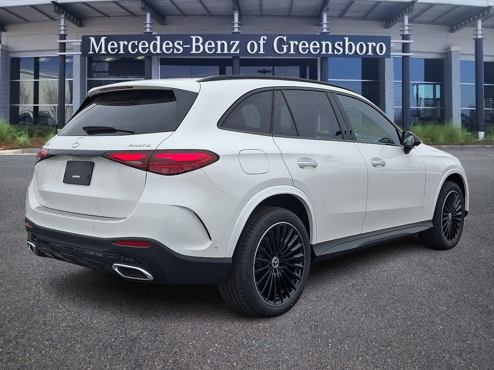 New 2026 Mercedes-Benz GLC 300 4MATIC image 3