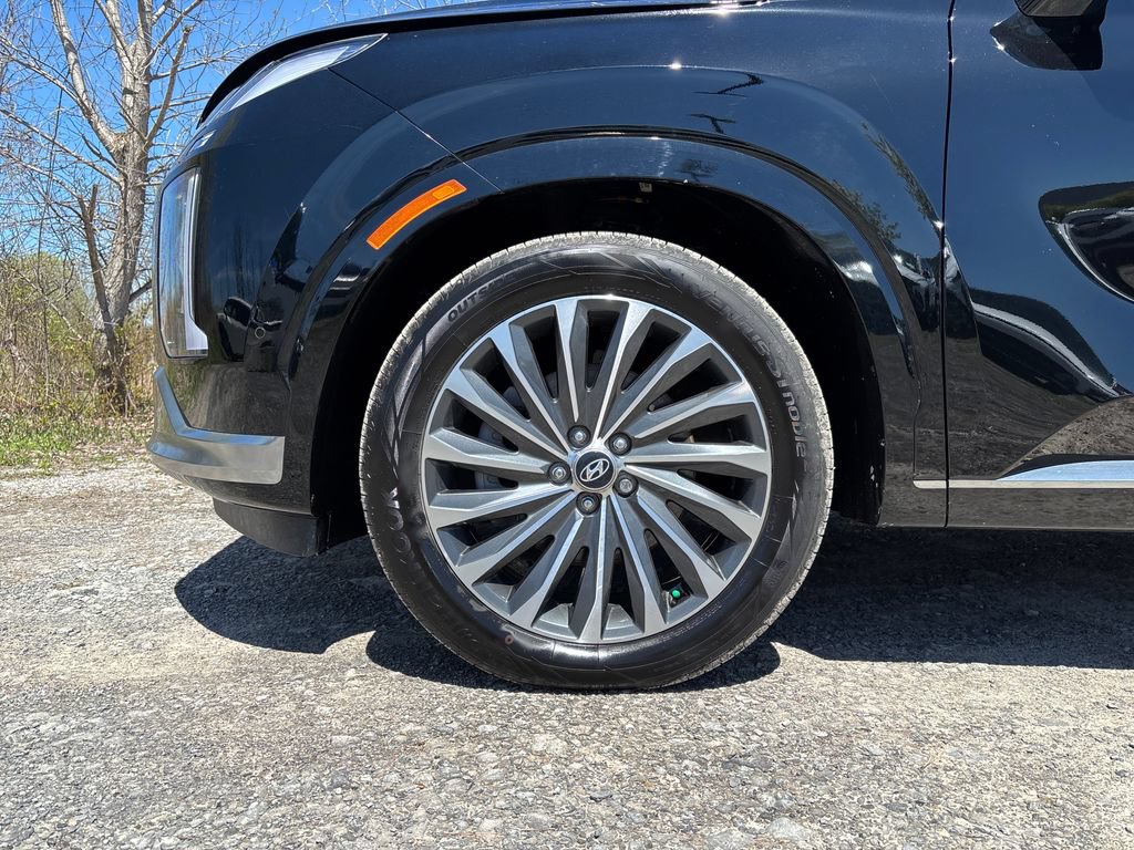 Used 2025 Hyundai Palisade Calligraphy AWD/4WD image 12