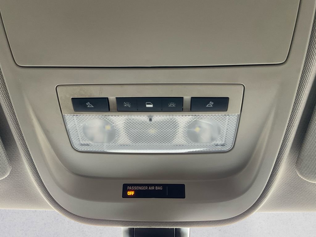 Used 2015 Chevrolet Colorado LT w/ Luxury Package image 11