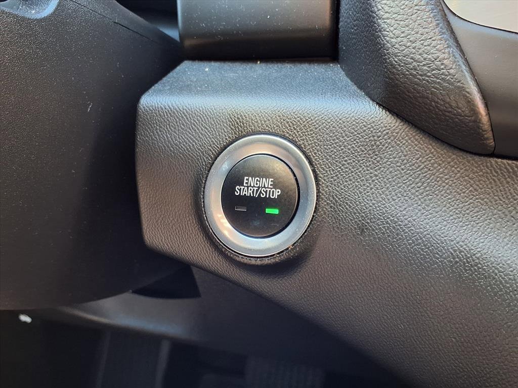 Used 2024 GMC Terrain SLE image 6