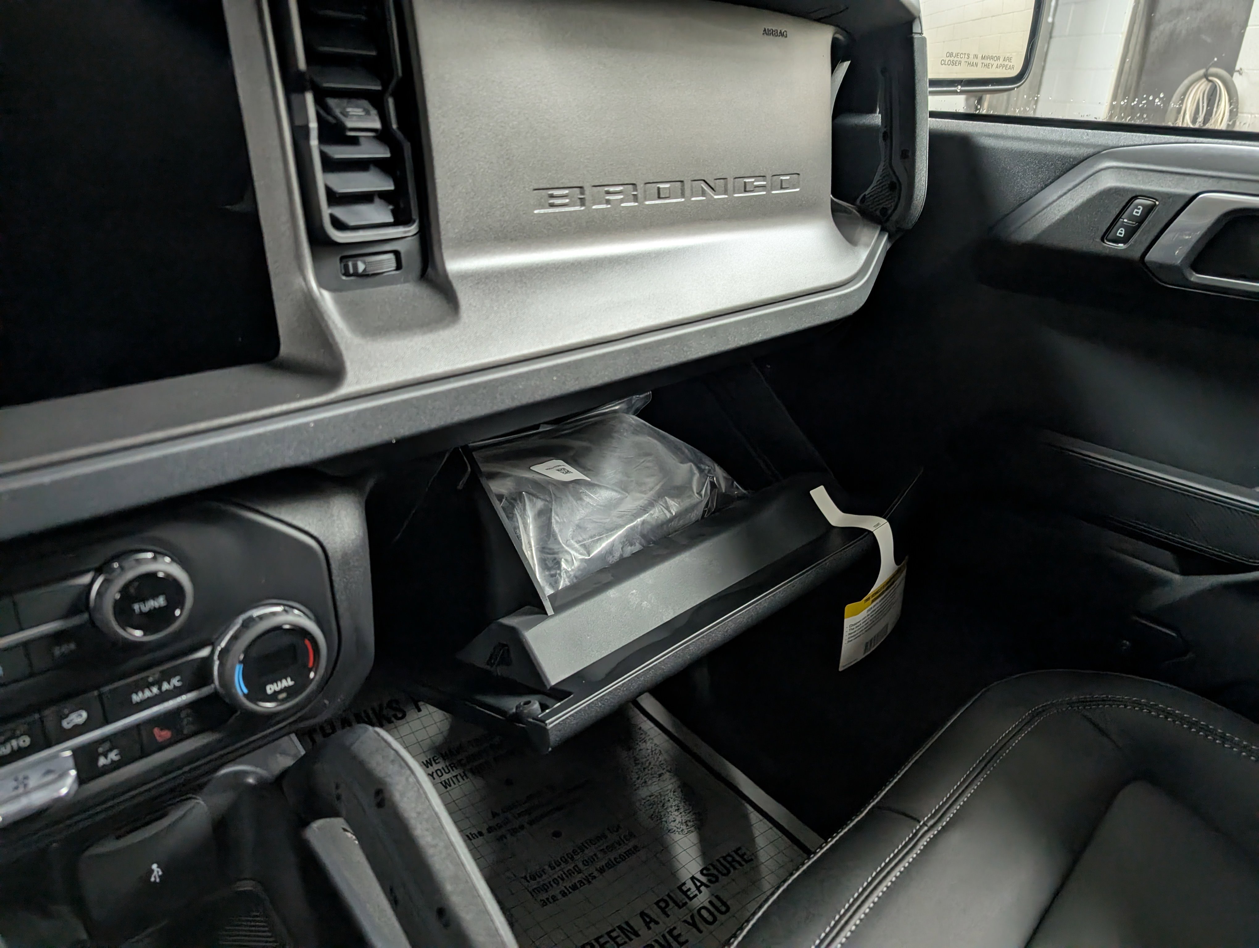 New 2025 Ford Bronco Badlands image 19