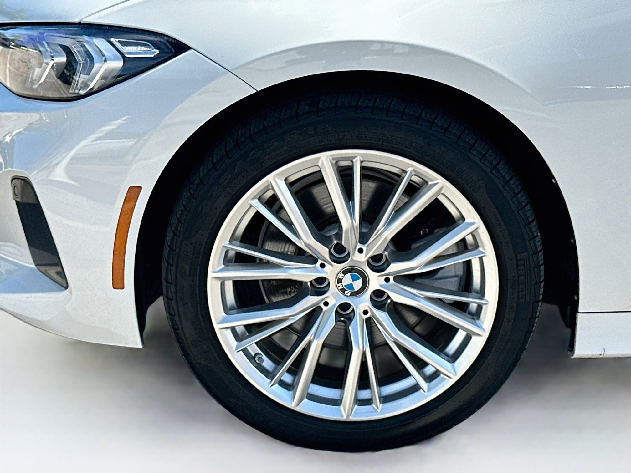 Used 2023 BMW 330i Sedan w/ Convenience Package RWD image 31