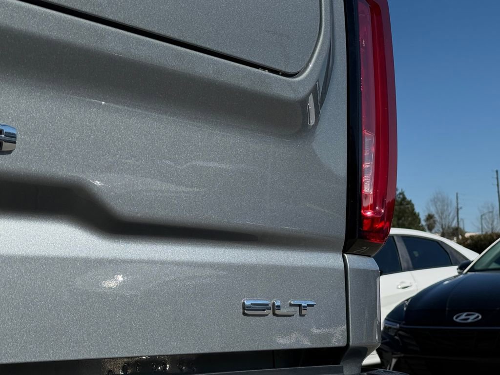 Used 2024 GMC Sierra 1500 SLT image 9