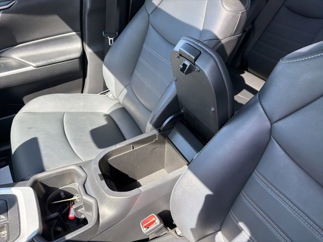Used 2023 Toyota RAV4 XLE Premium image 22