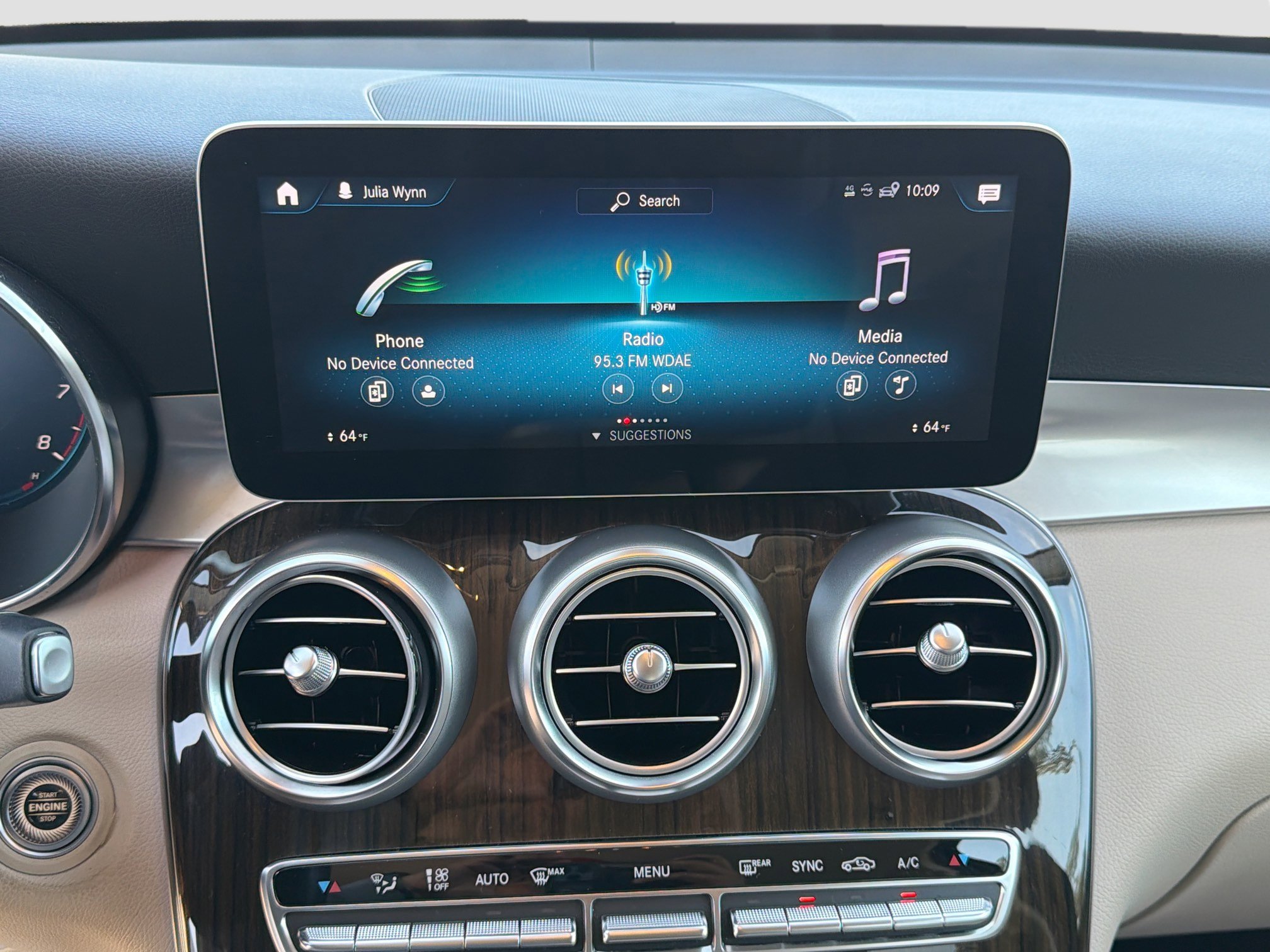 Used 2022 Mercedes-Benz GLC 300 image 30