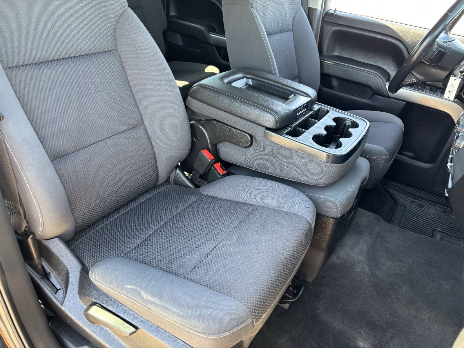 Used 2018 Chevrolet Silverado 1500 LT w/ All Star Edition RWD image 10