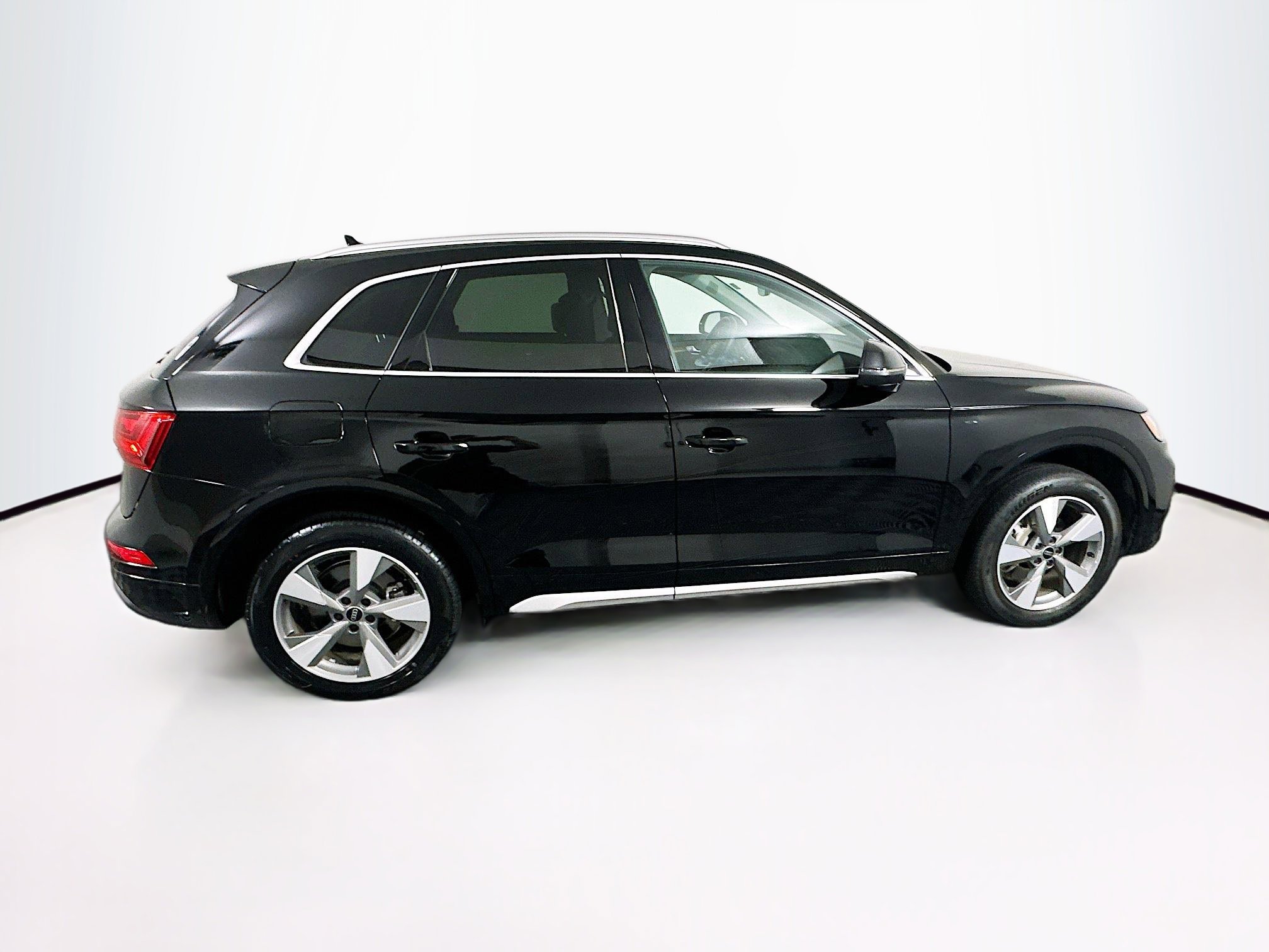 Used 2023 Audi Q5 2.0T Premium Plus w/ Premium Plus Package image 10