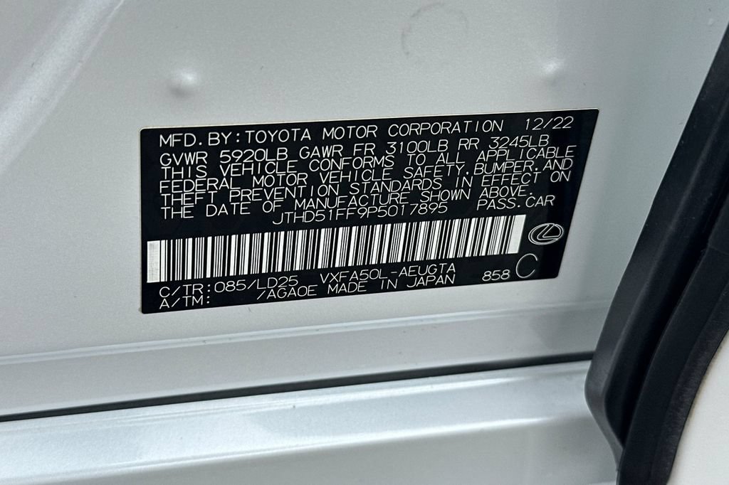 Used 2023 Lexus LS 500 w/ Accessory Package (Z1) RWD image 34