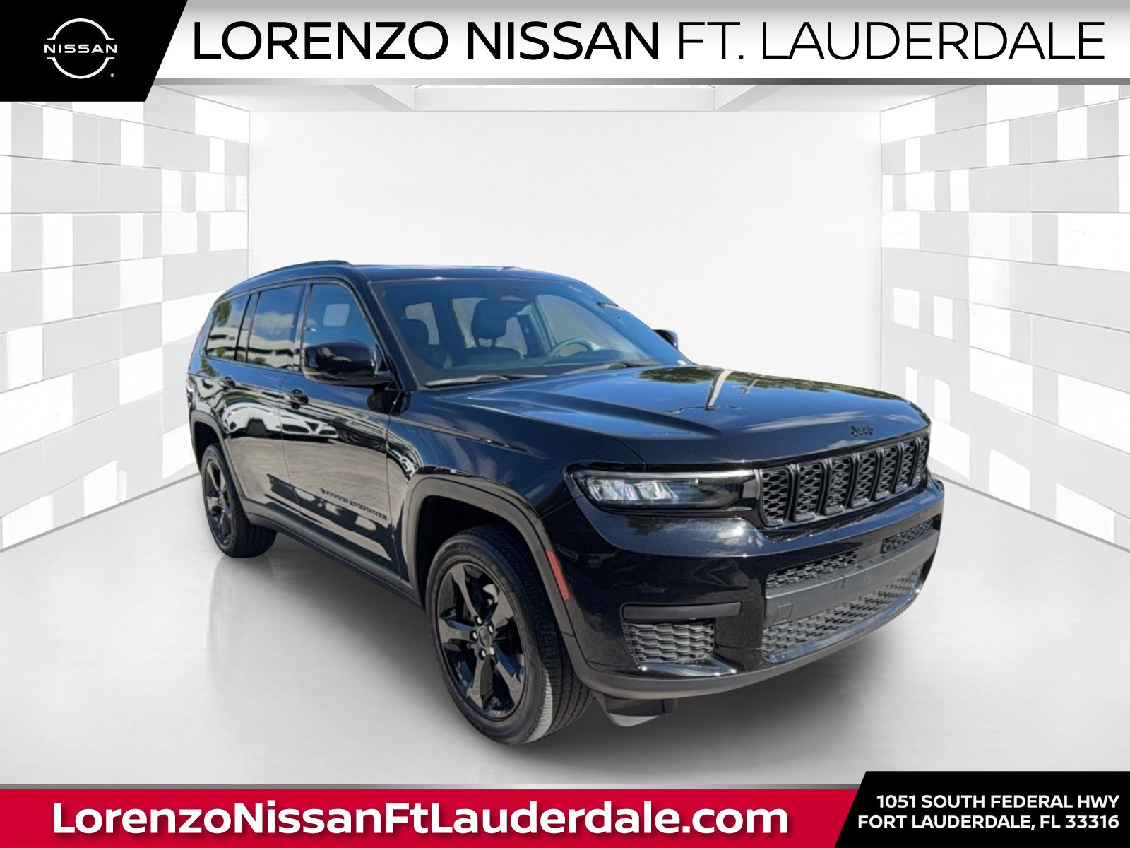 Used 2023 Jeep Grand Cherokee L Laredo RWD image 1
