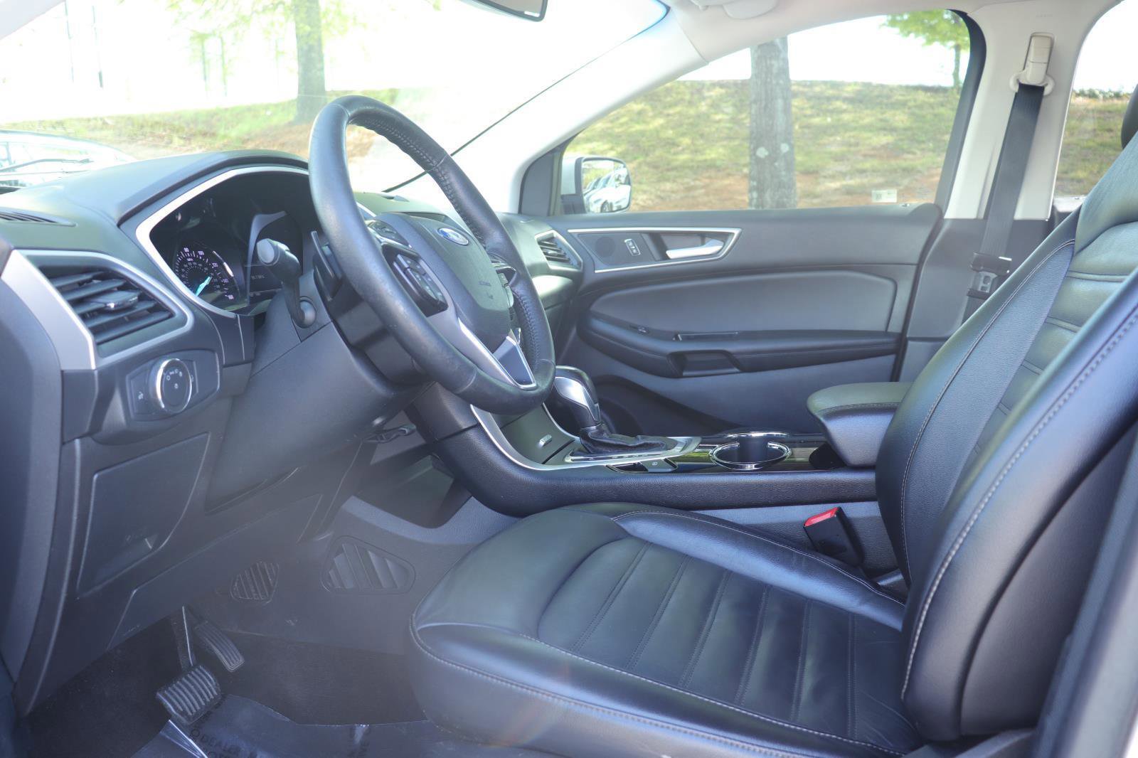 Used 2018 Ford Edge SEL w/ Equipment Group 201A image 11