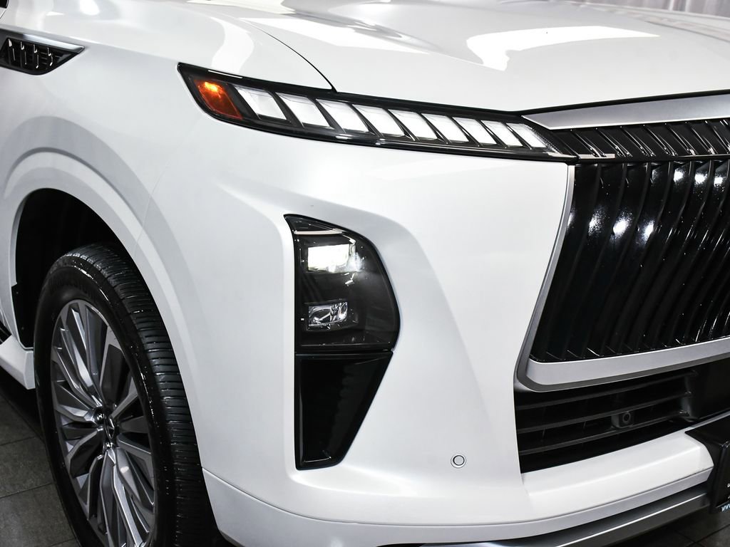 Used 2025 INFINITI QX80 Sensory image 81