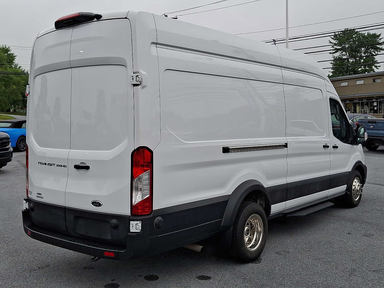 Used 2025 Ford Transit 350 148 High Roof Extended DRW w/ Exterior Upgrade Package AWD/4WD image 6