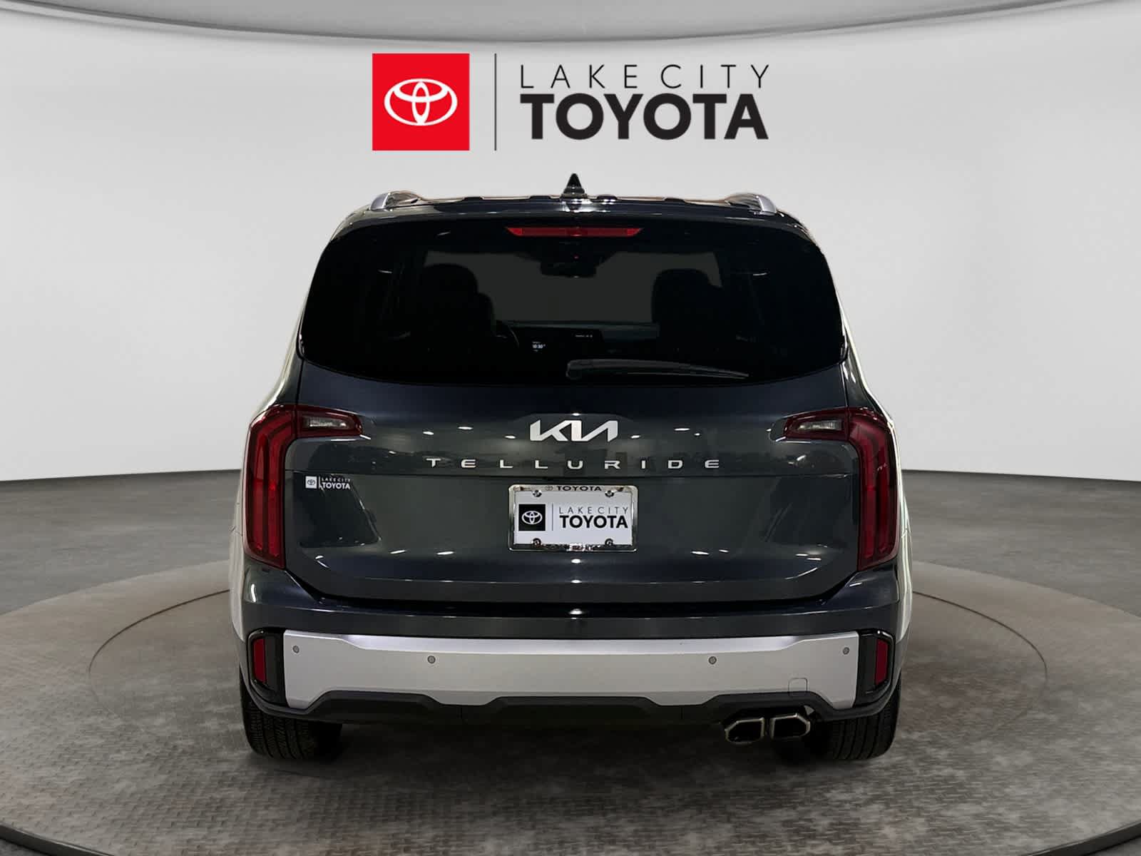 Used 2024 Kia Telluride S w/ S Sunroof Package FWD image 7