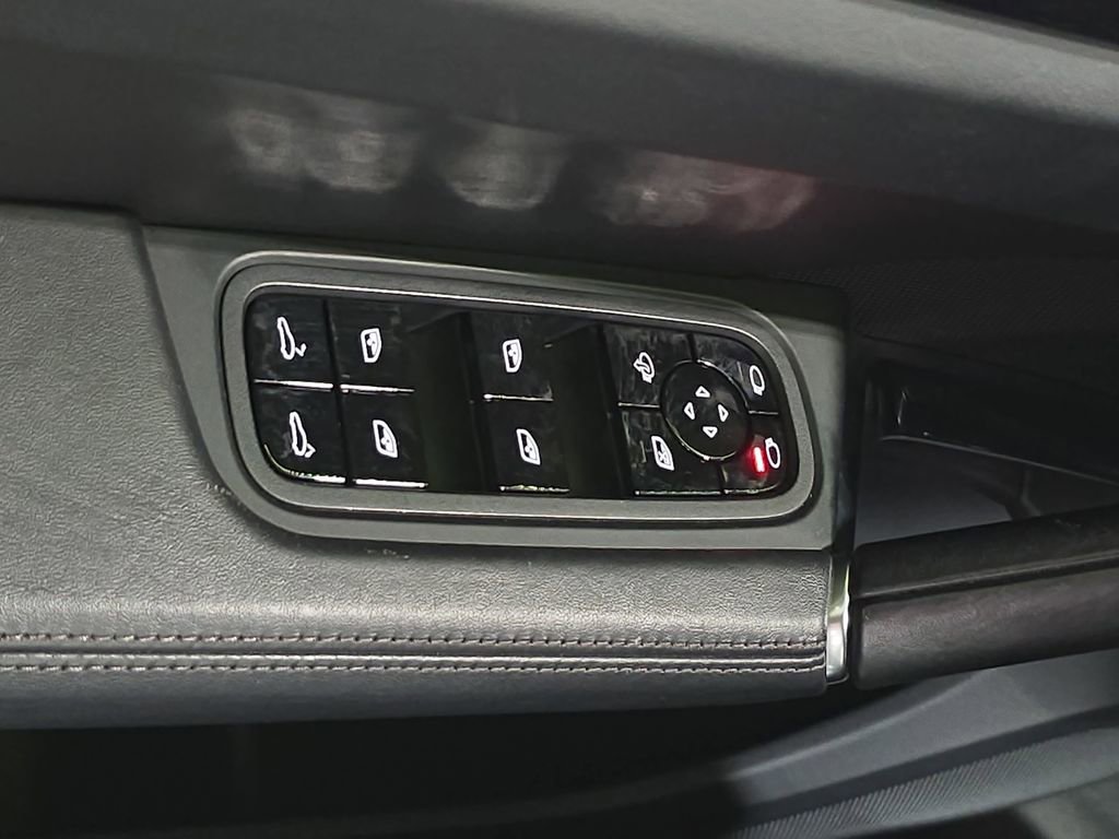 Used 2019 Porsche Cayenne Turbo AWD/4WD image 21